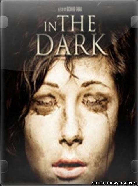 Ver A ciegas (In the Dark) (2013) Online Gratis